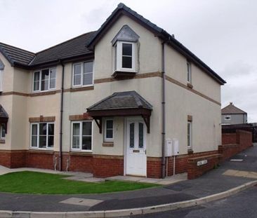 3 bedroom semi-detached house to rent - Photo 3