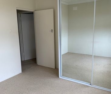 Randwick - Photo 1