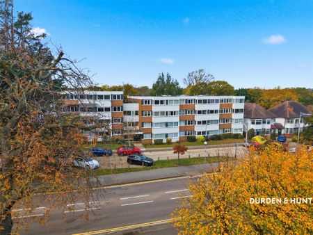 2 bedroom apartment to rent - Photo 4