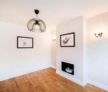 2 bedroom terraced house to rent - Photo 3