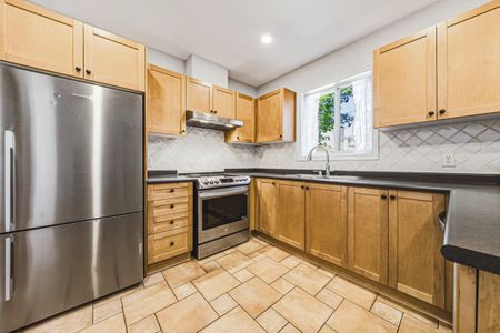 For Lease - 4045 Upper Middle Road Unit# 42, Burlington, Ontario - Photo 5
