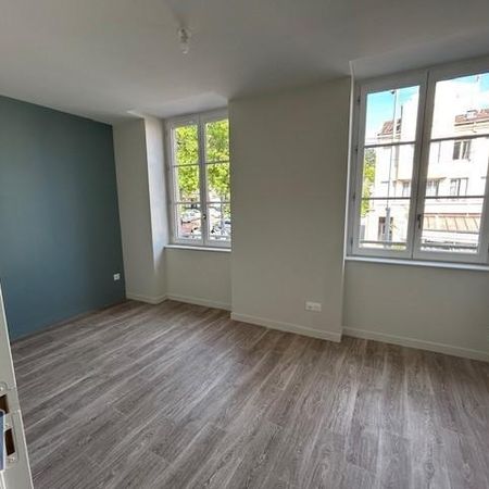 Location Appartement 3 pièces 60m² ST ETIENNE 42100 - Photo 4