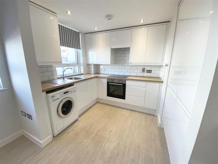 2 bedroom apartment to rent - Photo 5