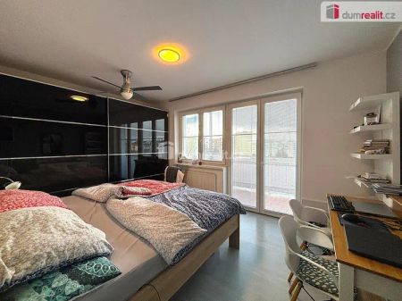 Pronájem, byt 3+1, Sokolov, ul. Atletická - Fotografie 4