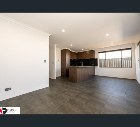 16 Siesta Way, Madora Bay, WA 6210 - Photo 1