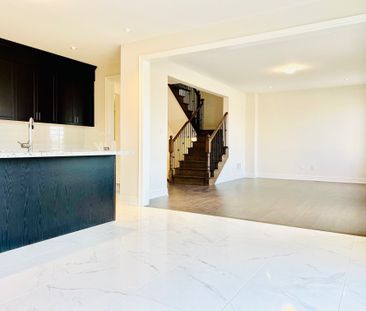 For Lease - 40 Faimira Avenue, Georgina, Ontario - Photo 1