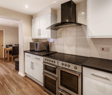 Completely refurbished 6 bed HMO with 5 en-suites 4 - Photo 6