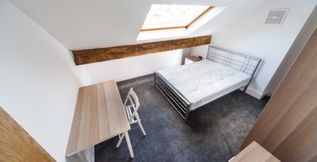 Burchett Grove, Woodhouse, Leeds, LS6 2JA - Photo 5