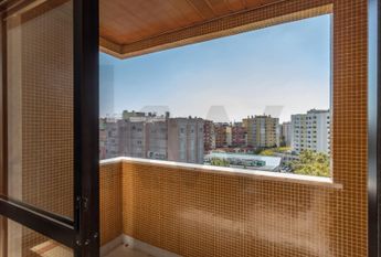 Apartamento T4 em Lisboa