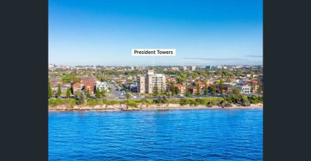 Stylish Two Bedroom Apartment in Brighton-Le-Sands - Photo 2