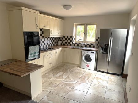 High Road, Wisbech, Newton - Photo 2