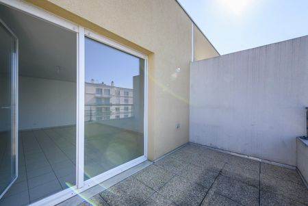 location Appartement T4 DE 94.26m² À VENISSIEUX - Photo 5