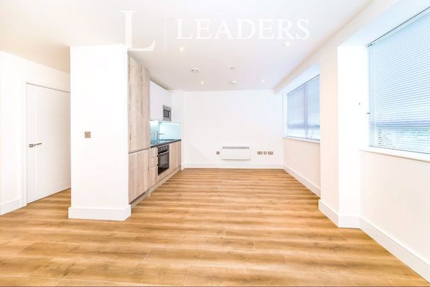 1 bedroom apartment to rent Wood Street, East Grinstead, West Sussex, RH19 - Photo 1