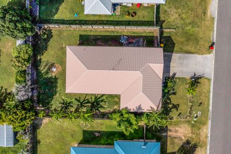 THIS TIDY ENTRY LEVEL, LOW MAINTENANCE HOME WILL NOT DISAPPOINT! - Photo 5