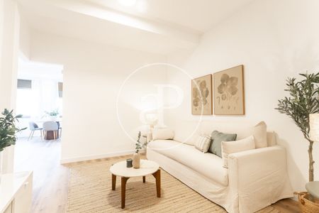 Apartment for rent on Pau Claris - Photo 3