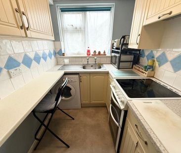 Studio to rent - Photo 6