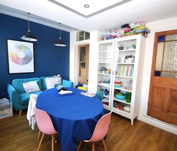 3 bedroom terraced house to rent - Photo 2