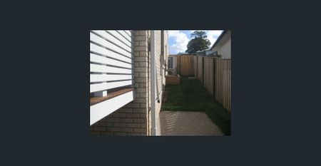 MODERN DUPLEX, COUNTRY SETTING !!! - Photo 4