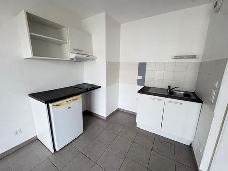 Location Appartement 1 pièce 34m² CASTELNAU LE LEZ 34170 - Photo 3