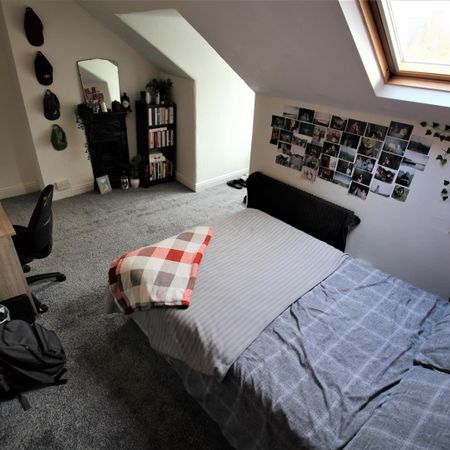 4 bedroom terraced house to rent - Photo 4