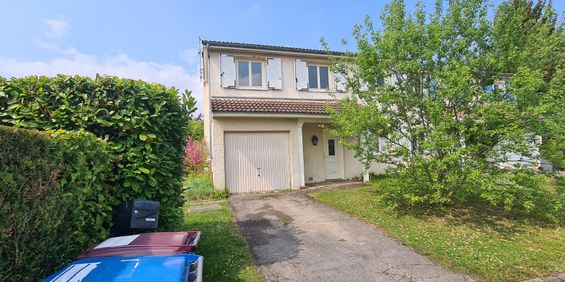 Location Maison 6 pièces 108m² - Photo 3