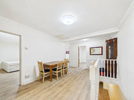 2 bedroom maisonette to rent - Photo 3