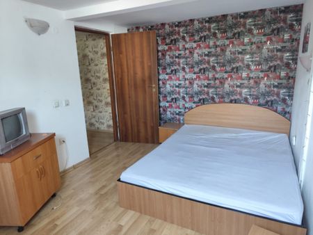 Garsoniera decomandata, 34 mp utili, zona biserica Madona Du - Photo 2