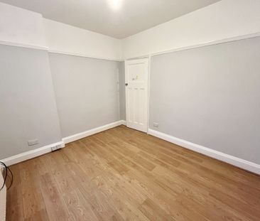 28 Linden Avenue, Woodseats, Sheffield, S8 - Photo 4