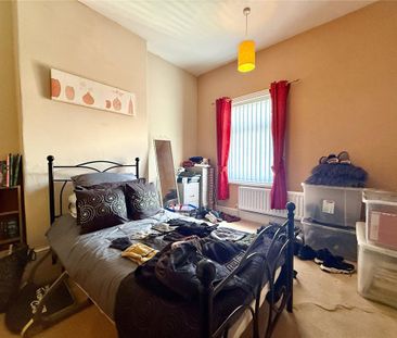 2 bedroom semi-detached house to rent - Photo 3