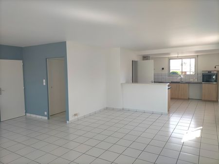Location maison 4 pièces, 113.38m², Cholet - Photo 2