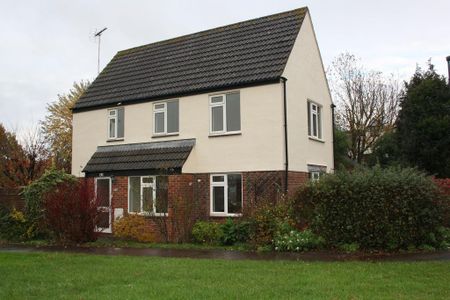3 bedroom detached house to rent - Photo 5