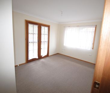 BEAUTIFUL COUNTRY HOME - Photo 5