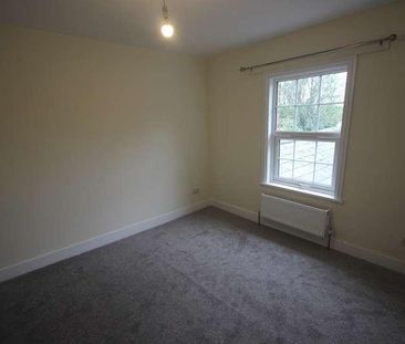 Spring Lane, Farnham Royal, Slough, SL2 - Photo 3