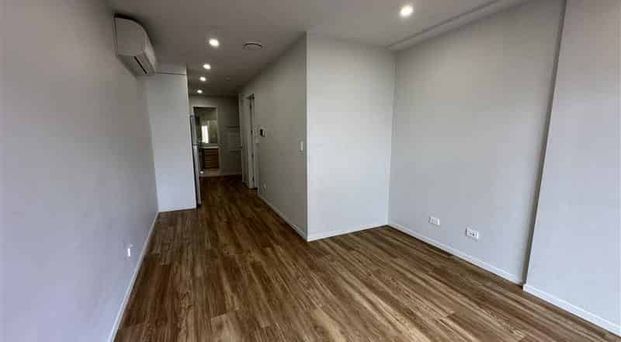 Great 1 Bedroom Apartment - Photo 1