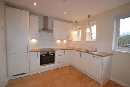 1 bedroom maisonette to rent - Photo 2