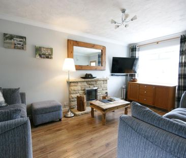 3 bedroom semi-detached house to rent - Photo 2