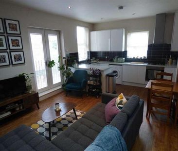 Clyde Road, West Didsbury, Manchester, M20 - Photo 1