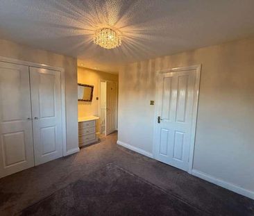 Helm Drive, Hull, HU9 - Photo 3