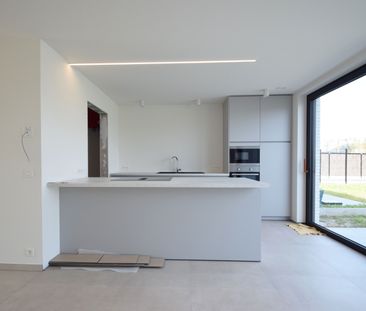 Luxueus afgewerkte nieuwbouwwoning met 3 slaapkamer te Jonkerhove - Photo 5