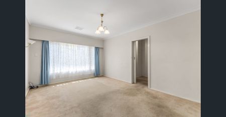 Modern Living in the Heart of Salisbury – Close to Everything! - Photo 3