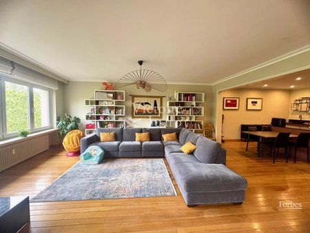 Tout savoir sur cet appartement à Forest, à Forest - Photo 3