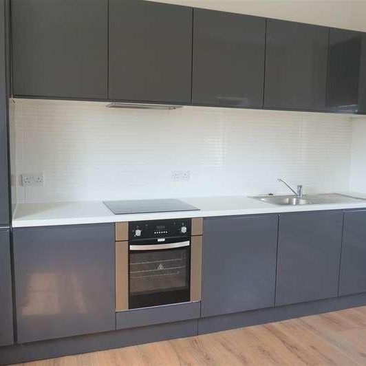 Longmoor Lane, Liverpool, L10 - Photo 1