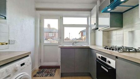 North Gate, Garden Suburbs, Oldham, OL8 - Photo 5