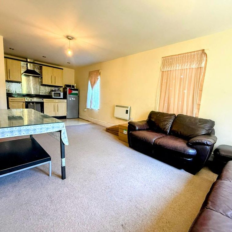 2 bedroom flat to rent - Photo 1