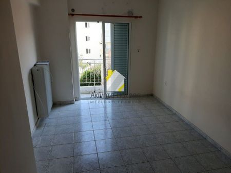 Studio/Γκαρσονιέρα για ενοικίαση Αγία Σοφία (Πάτρα) - Photo 2