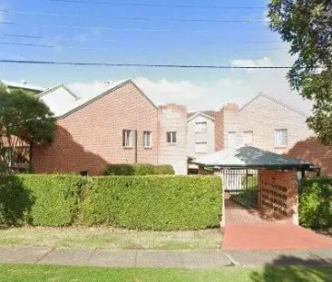 “2-Bedroom Apartment in the heart of Bankstown” - Photo 4