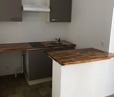 Location Appartement 2 pièces 31m² VILLEURBANNE 69100 - Photo 2