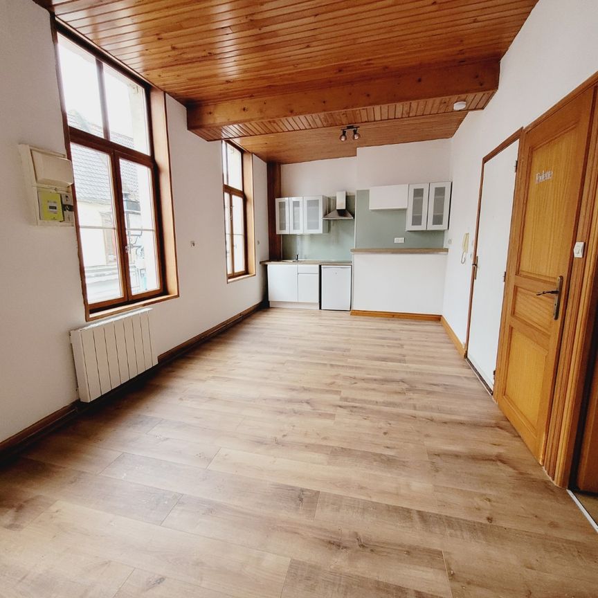 Location Appartement 1 pièce 40m² AIRE SUR LA LYS 62120 - Photo 1