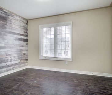 For Lease - 12 Frenchpark Circle, Brampton, Ontario - Photo 6