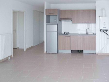 location Appartement T3 DE 62.64m² À SARTROUVILLE - Photo 3